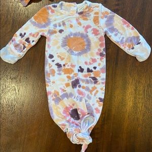 Angel Dear x Spearmintlove knotted gown and headband set